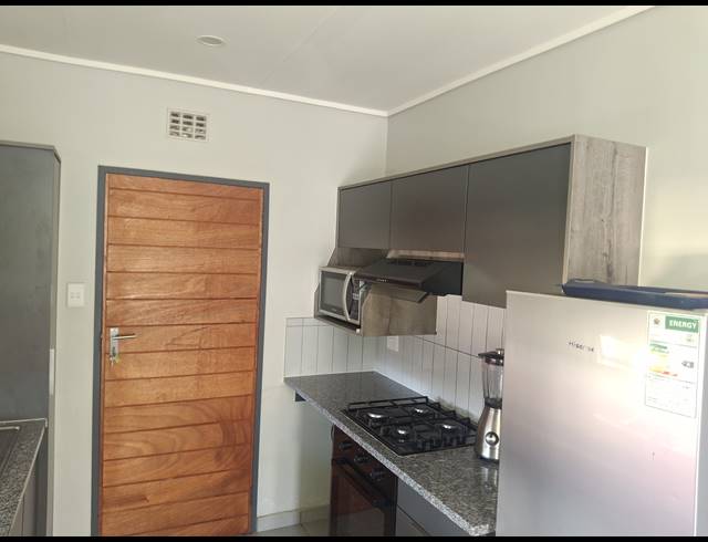 3 BEDROOM FREEHOLD FOR SALE IN ALBERTSDAL